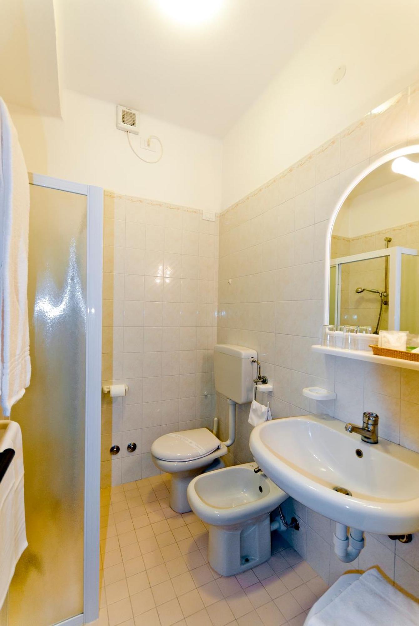 Hotel Gimm ビビオーネ エクステリア 写真